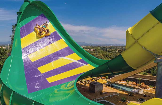 //www.jet2holidays.com/-/media/assets/product images - custom overview groups/fao/slide and splash/fao77084alvorbaiaresorthotelslidesplashwaterpark032102.jpg